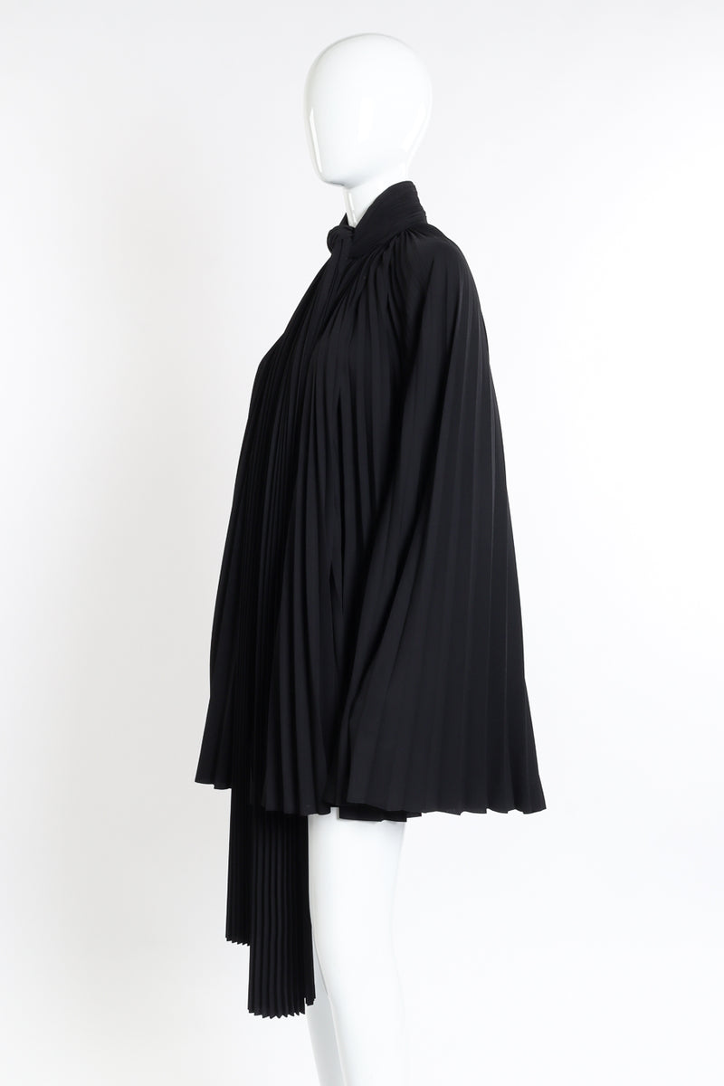 Balenciaga 2020 A/W Pleated Cape side on mannequin @recessla