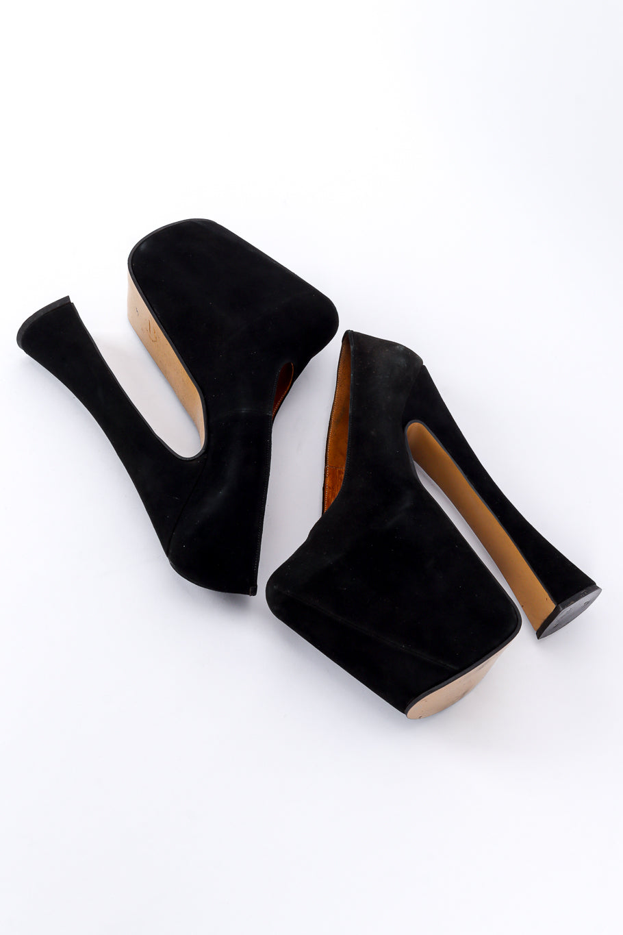 Vintage Vivienne Westwood 1993 F/W Suede Super Elevated Court Shoe top view of sides @recessla