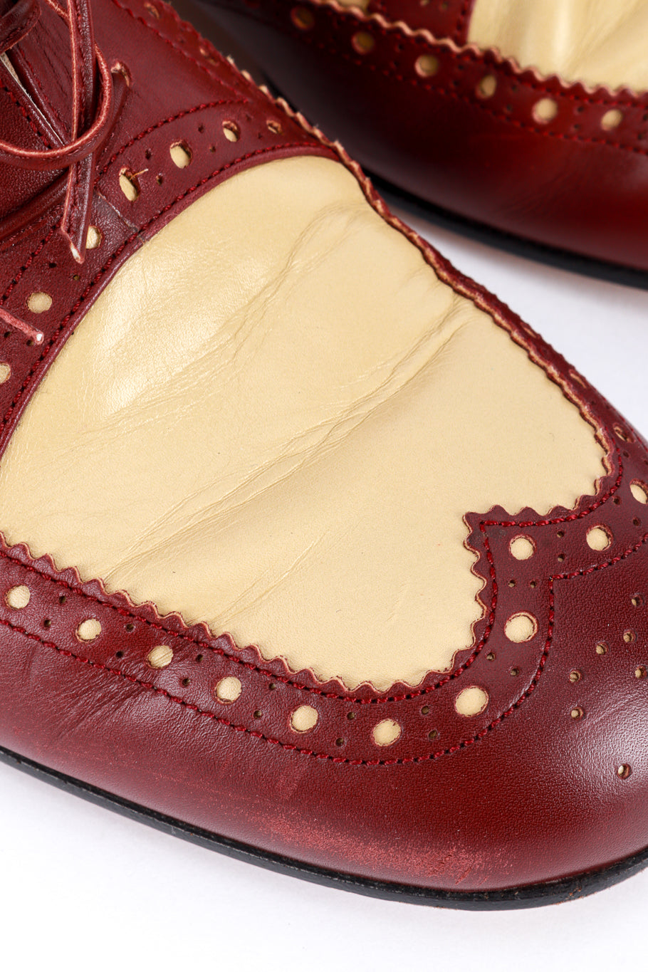 Vintage Chanel Two-Tone Slingback Brogues toe wear closeup @recess la