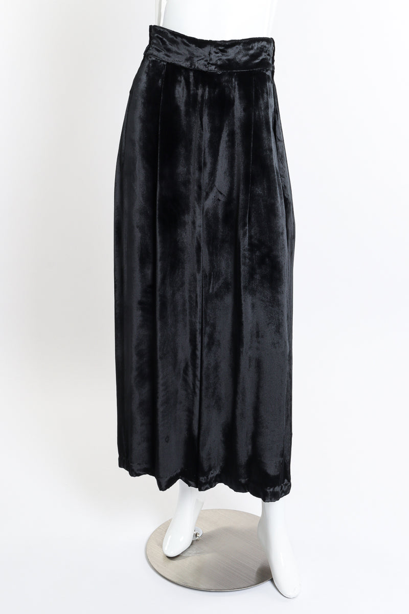 Chloé Velvet Wide Leg Pant front on mannequin @recessla