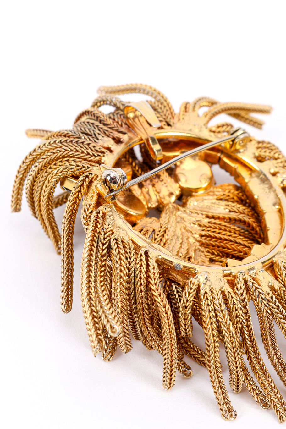 Vintage Dominique DeTora Fringe Chain Dog Brooch closure closeup @recessla