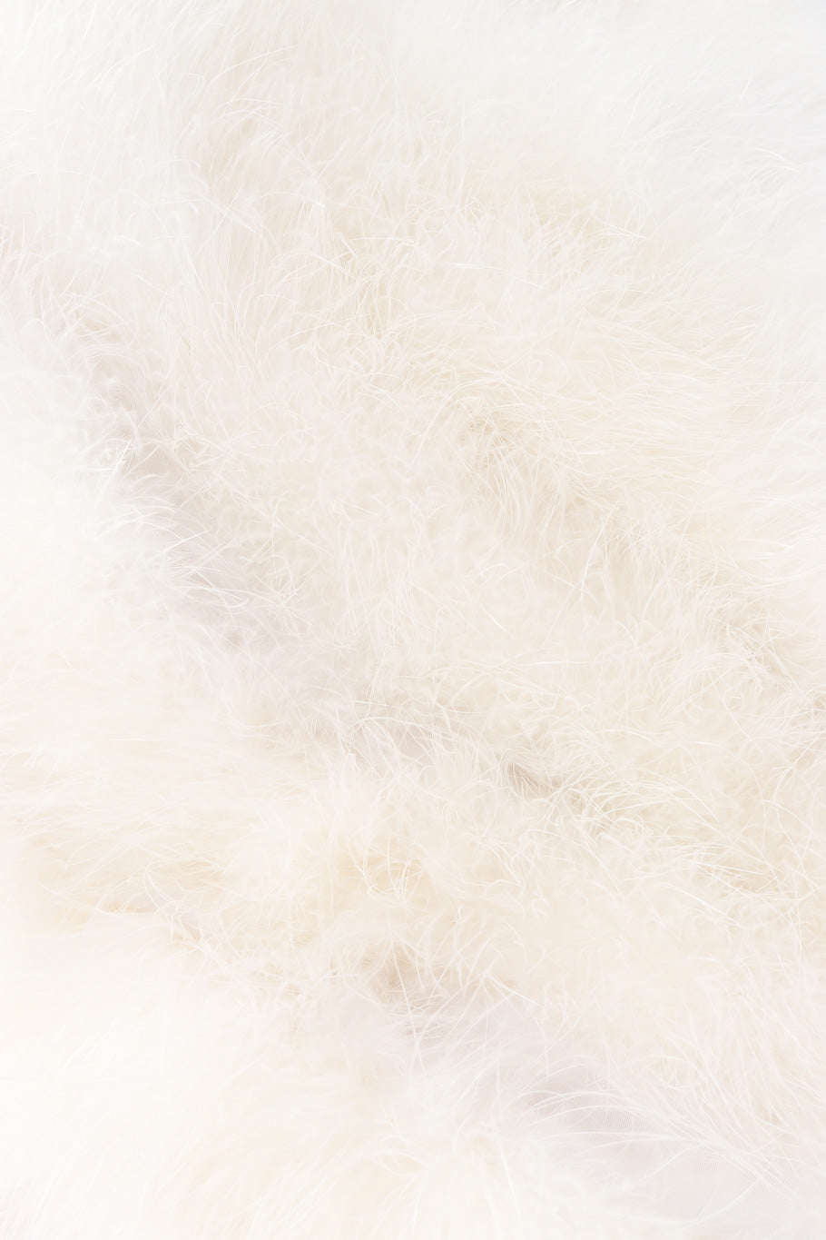 Vintage marabou coat flat lay fur close @recessla