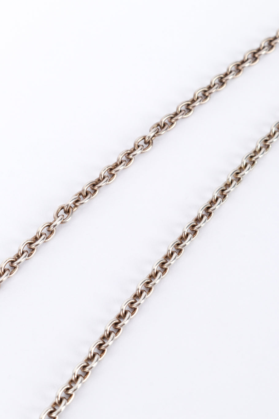 Gucci Sterling Silver GG Pendant Necklace chain detail @RECESS LA