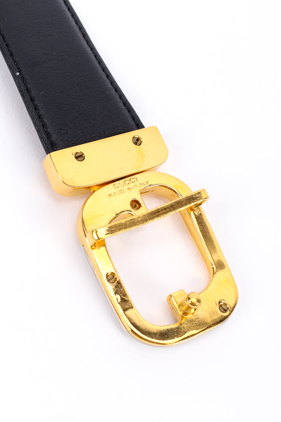 Vintage Gucci Reversible Leather Belt closeup buckle @recessla