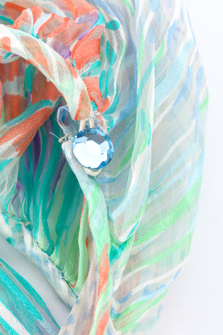 Vintage Gentillesse Brushstroke Silk Blouson Dress button closeup @Recessla