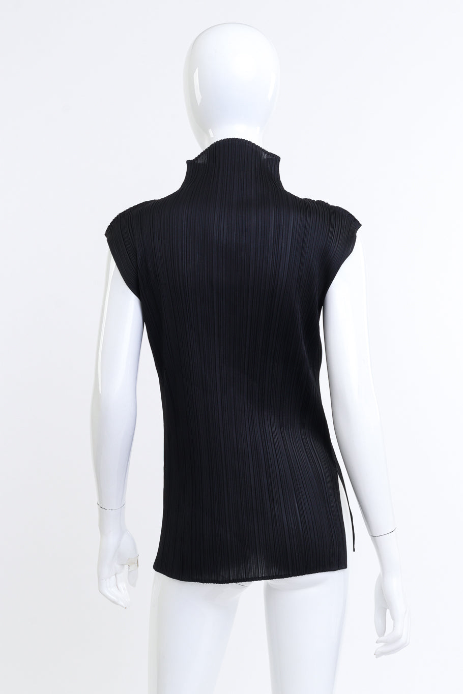 Issey Miyke Plissé Sleeveless Turtleneck Top on mannequin @RECESS LA