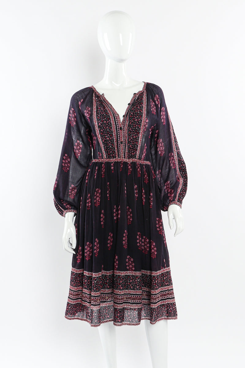 Cotton peasant dress by Mayur on mannequin @recessla