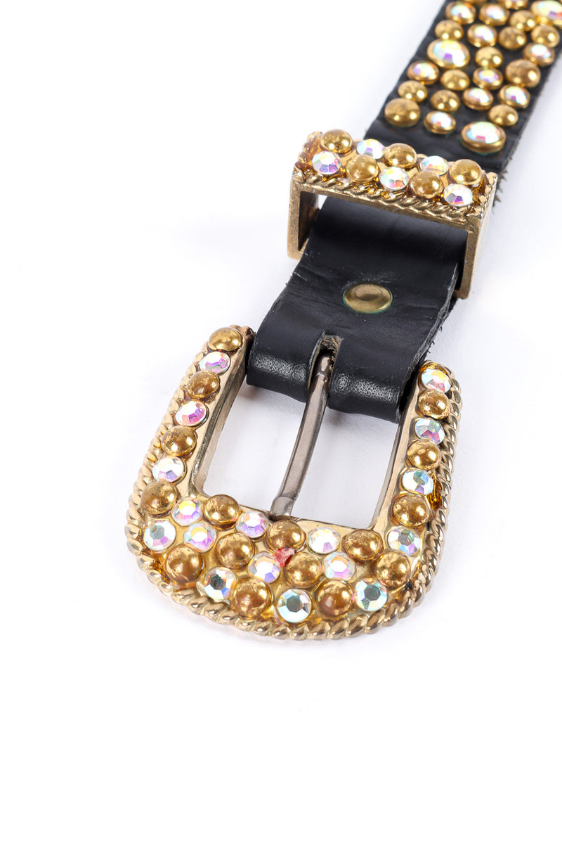 Crystal studded belt buckle @recessla