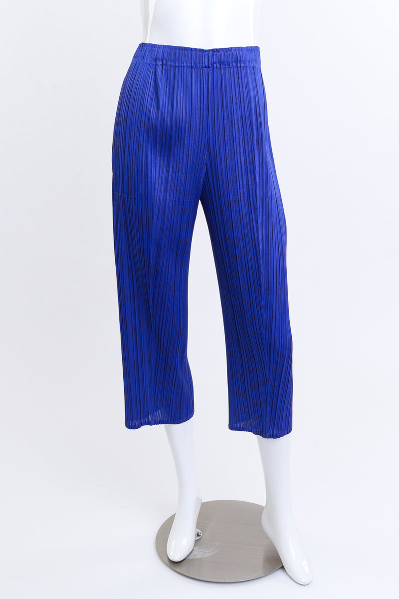 Issey Miyake Plissé Periwinkle Pants on mannequin @RECESS LA