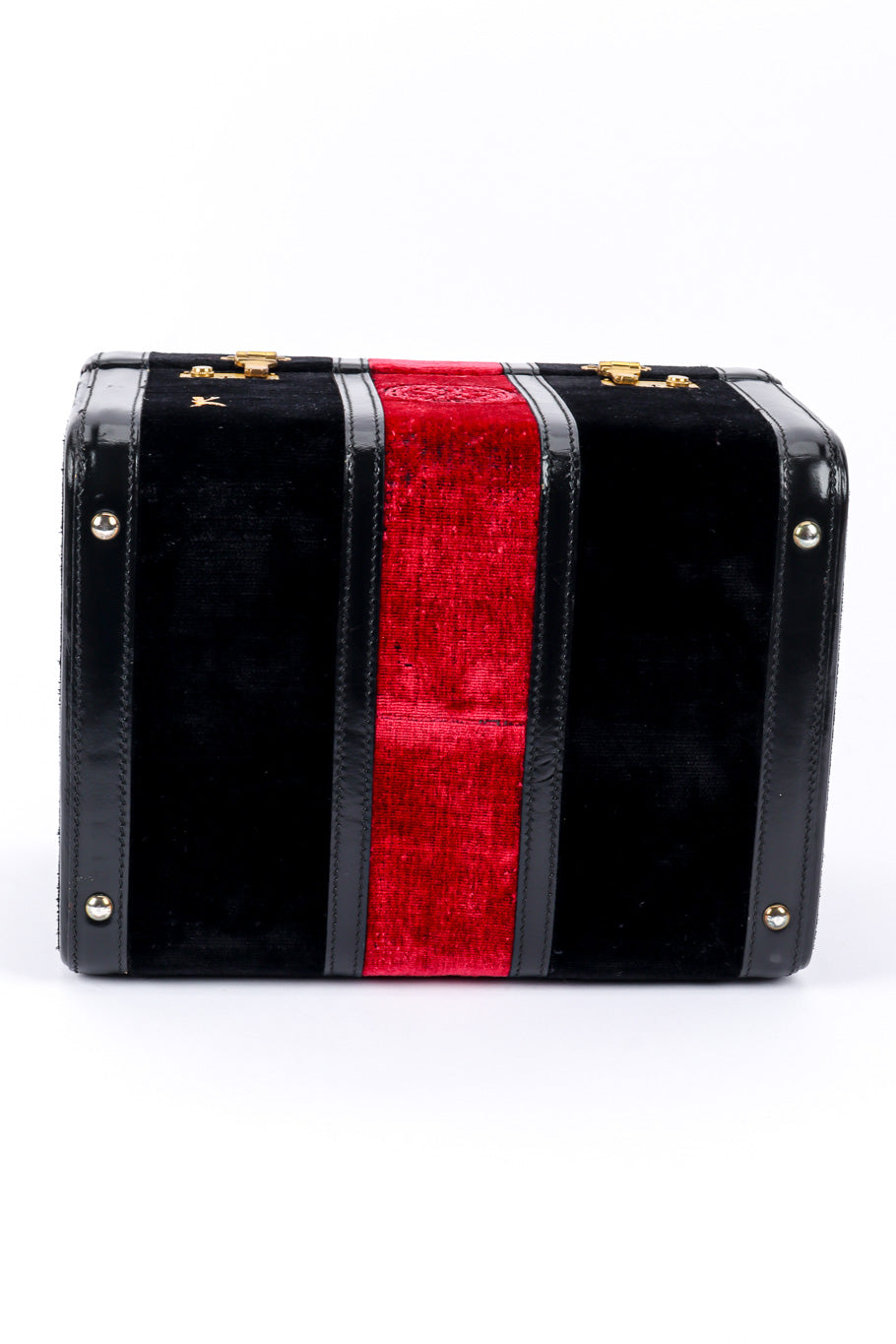 Vintage Roberta Di Camerino Velvet Vanity Case bottom @recessla