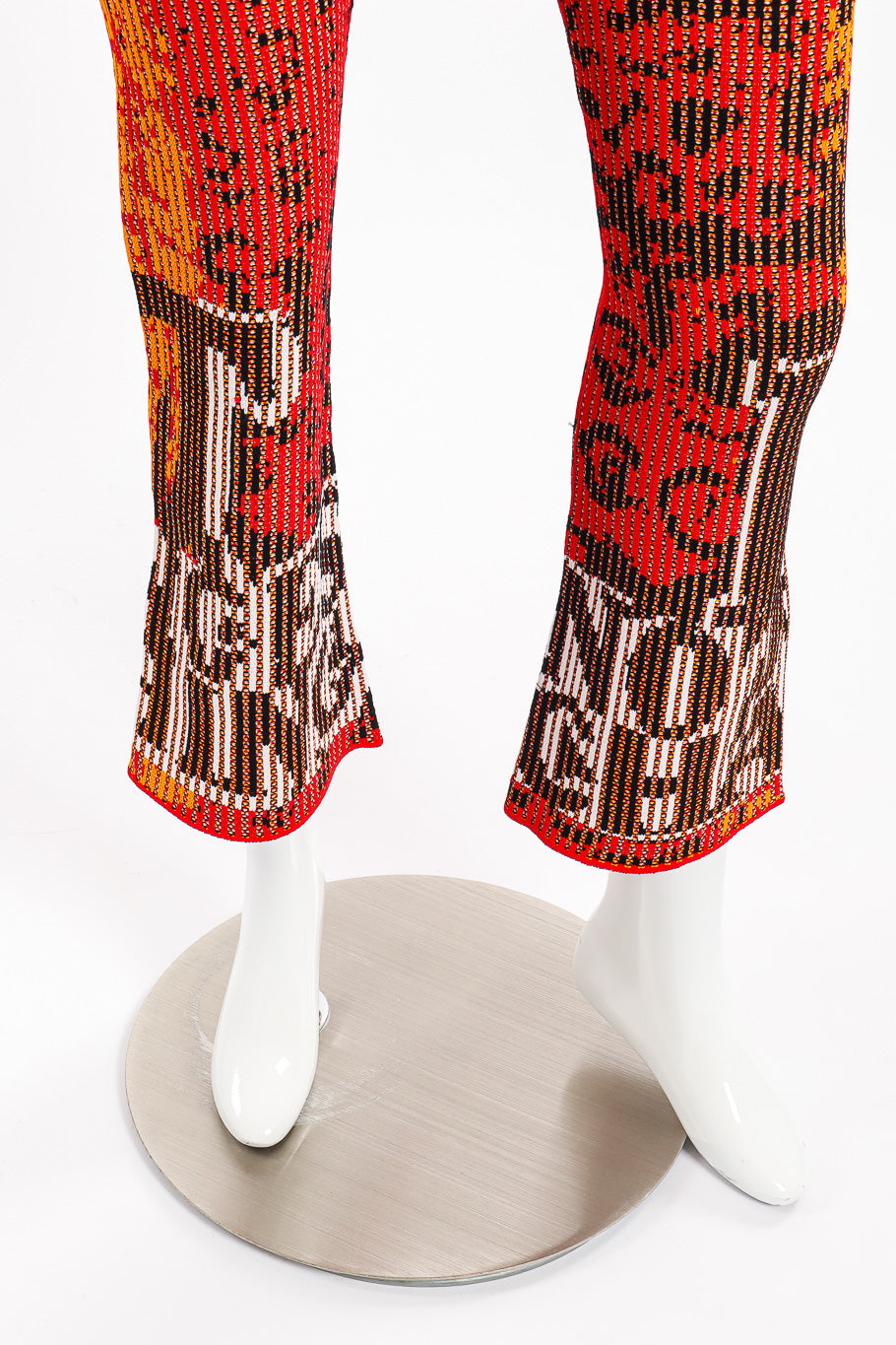 Rudi Gernreich 2018 F/W Graphic Knit Pant view of hem on mannequin closeup @Recessla