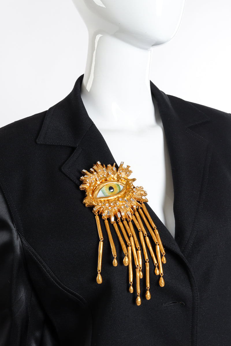 Schiaparelli Surrealist Bursting Eye Brooch on mannequin @recessla