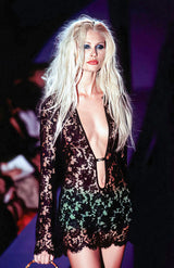 Gucci 1996 S/S Lace Mini Dress worn by model Kirsty Hume on the runway @Recessla