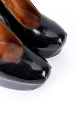 Vintage Vivienne Westwood 1993 F/W Patent Leather Elevated Court Shoe toe closeup @recessla