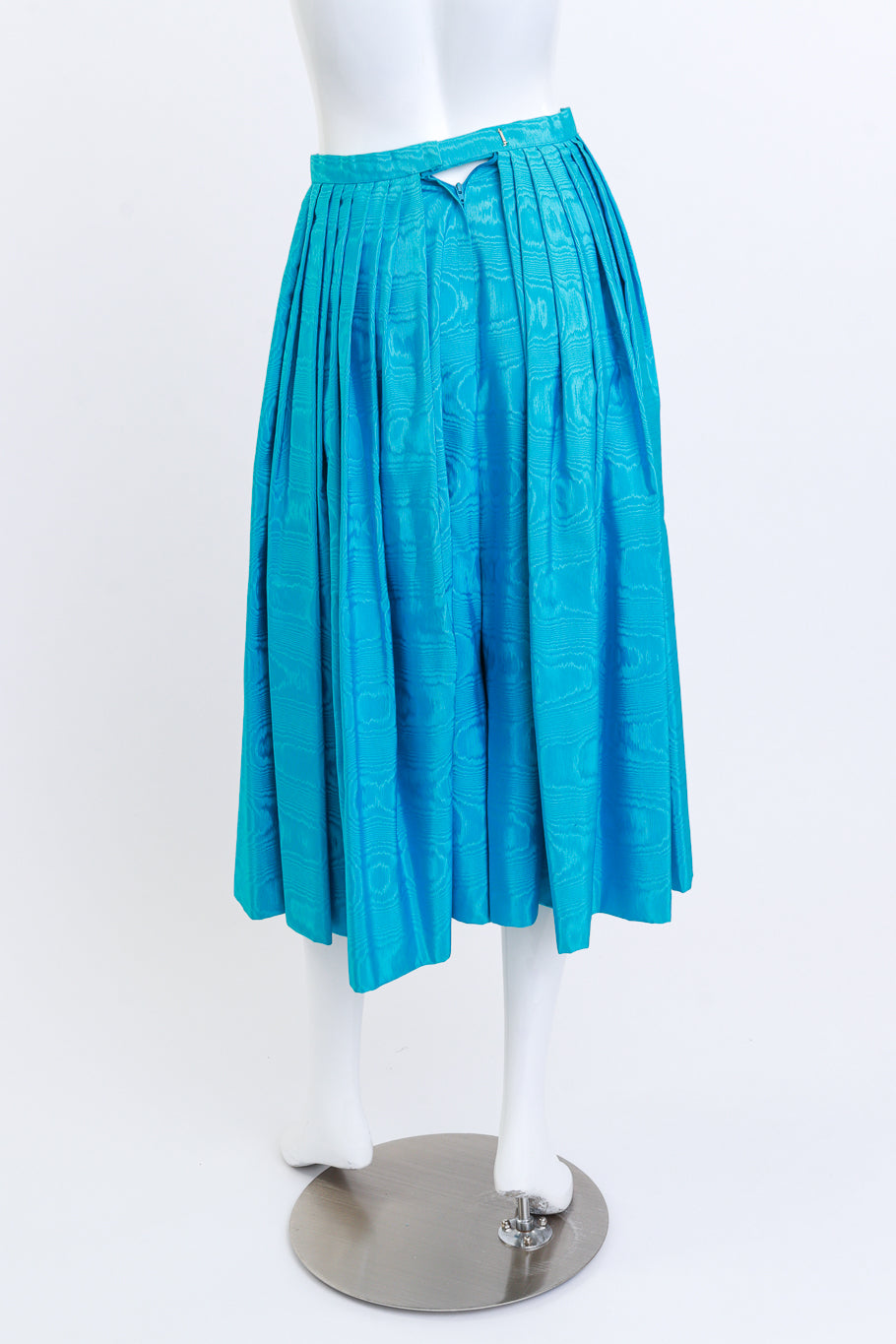 Victor Costa Aqua Iridescent Culottes on mannequin @RECESS LA