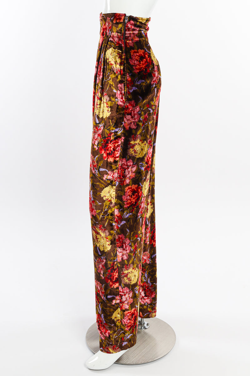 Floral Velvet Flare Pant on mannequin side @recessla