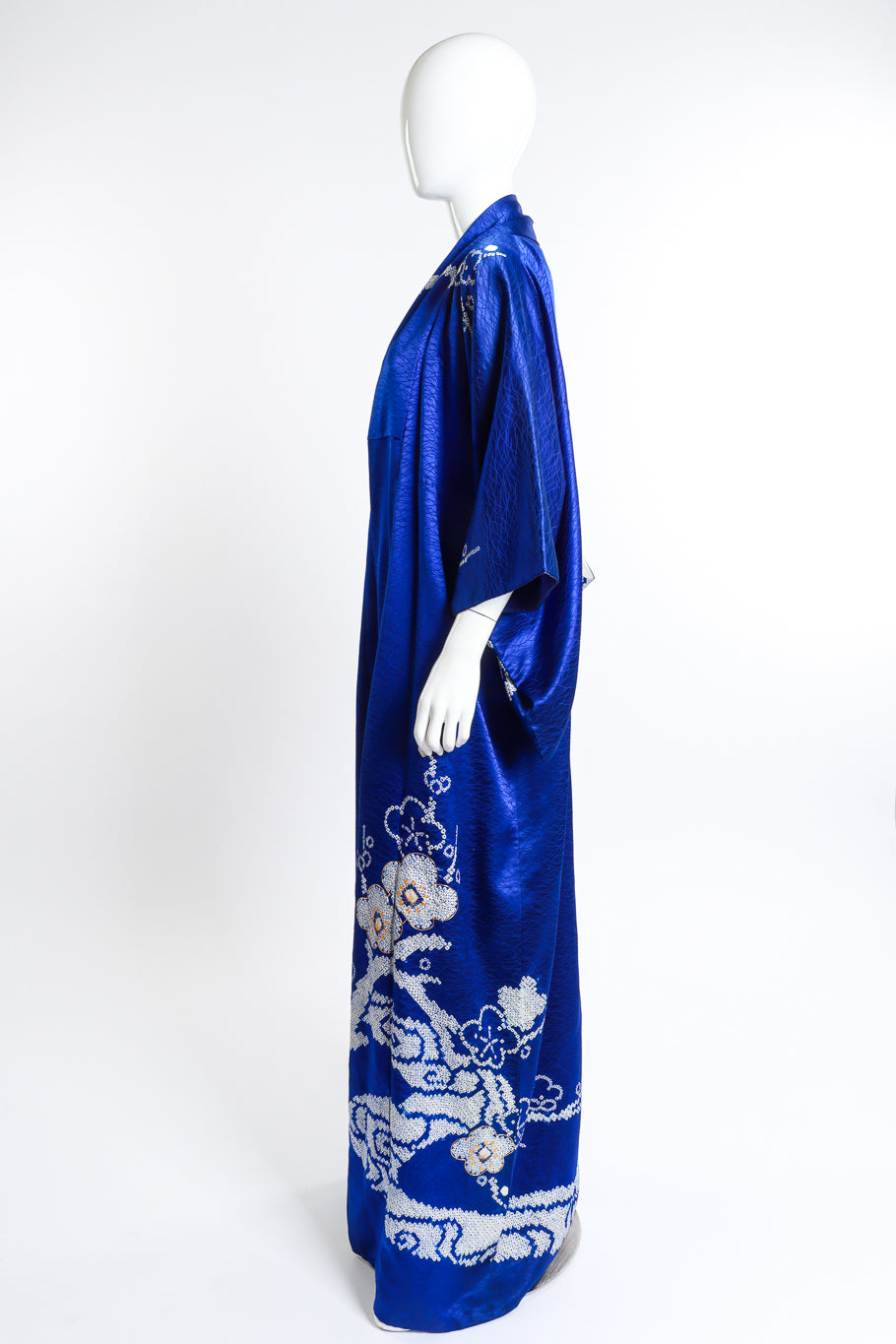 Vintage Japanese royal blue dotted detail floral kimono left side view as worn on mannequin @RECESS LA