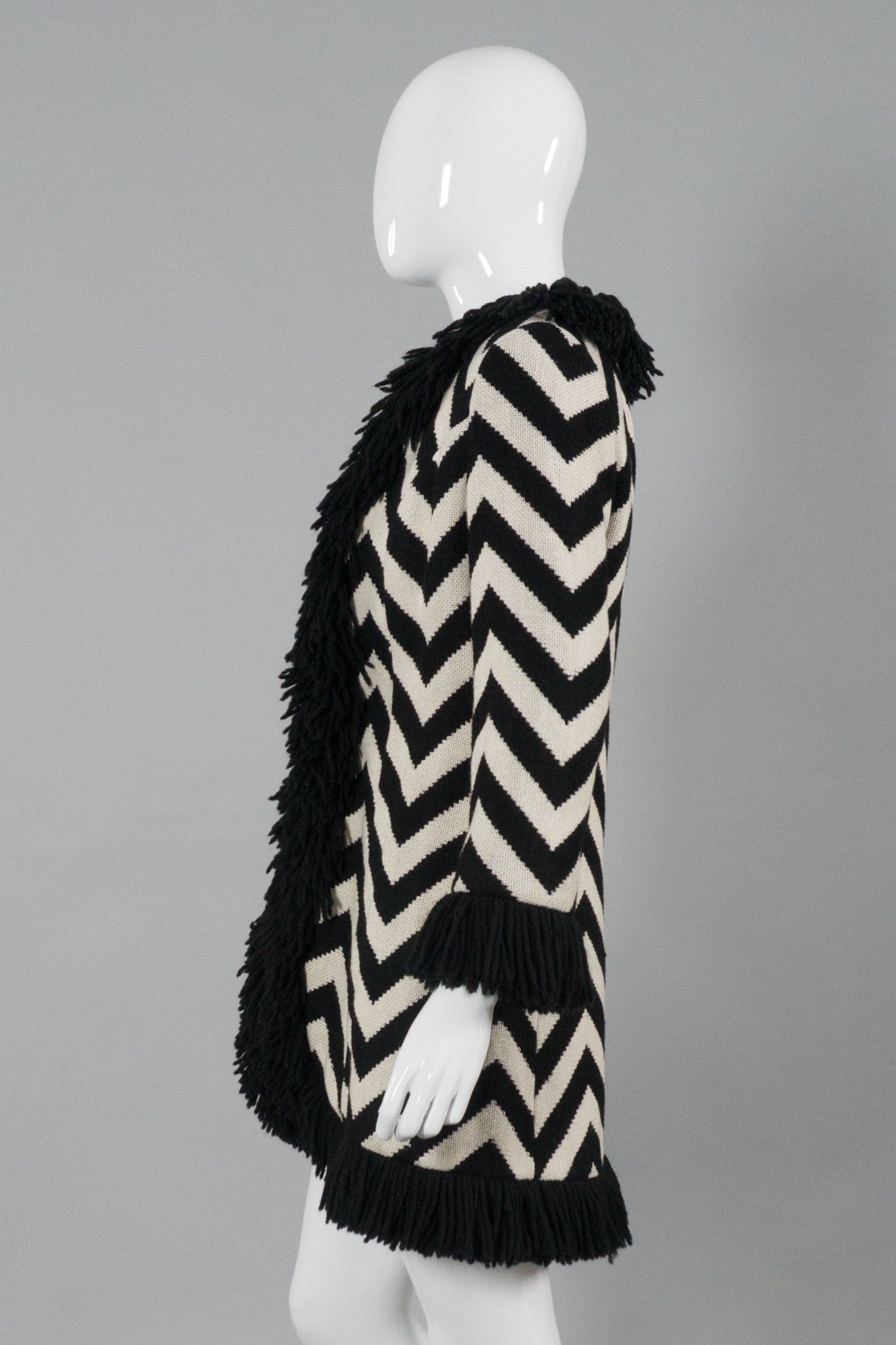 Lilli Ann Vintage Graphic Chevron Stripe Fringe Coat