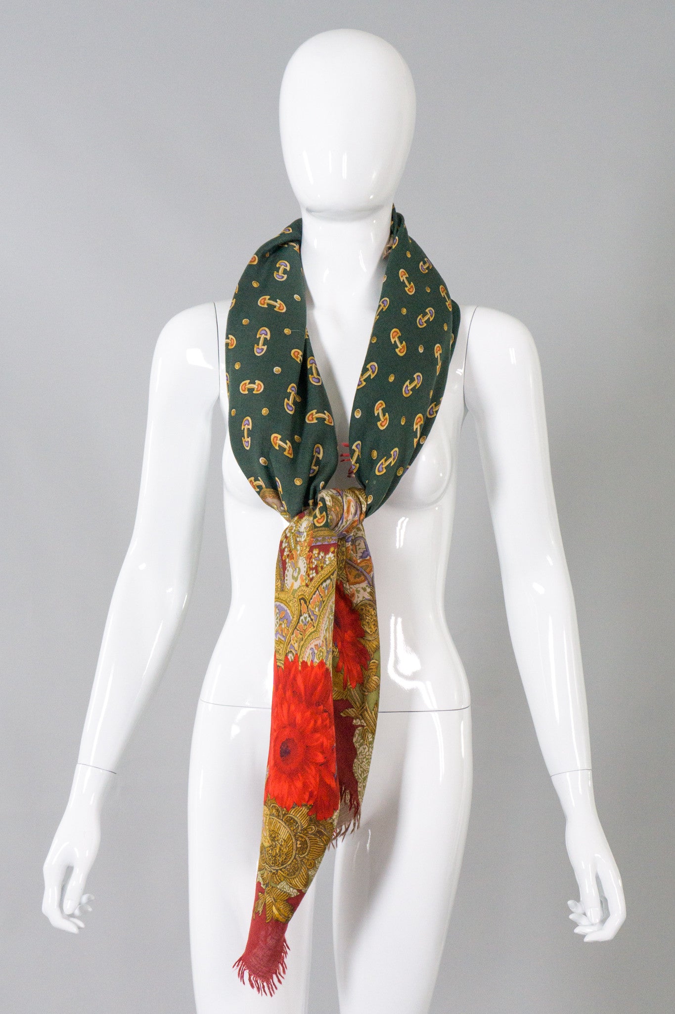 Gucci Horsebit & Gerbera Daisy Oversized Wool Scarf