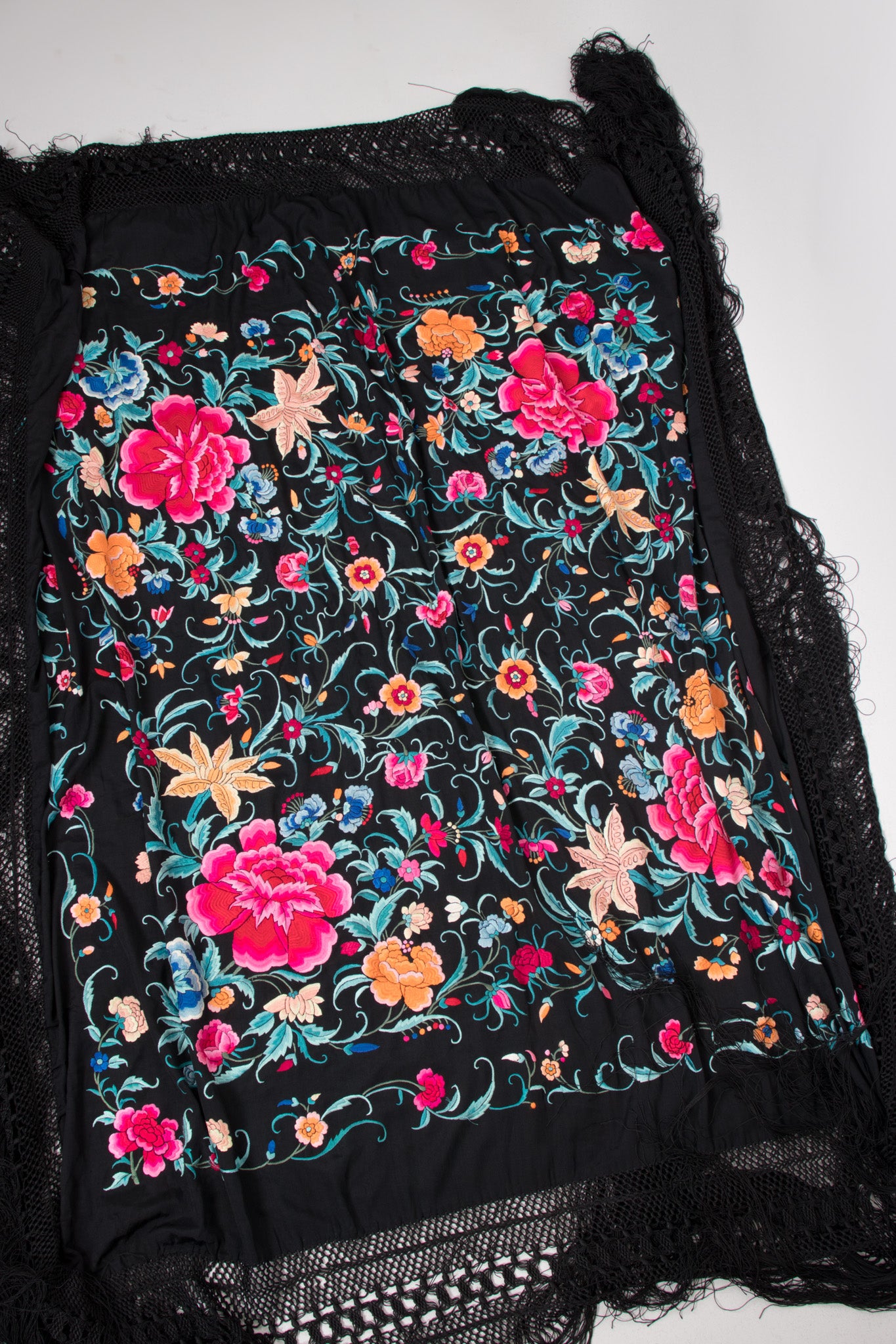 Vintage Embroidered Floral Piano Shawl