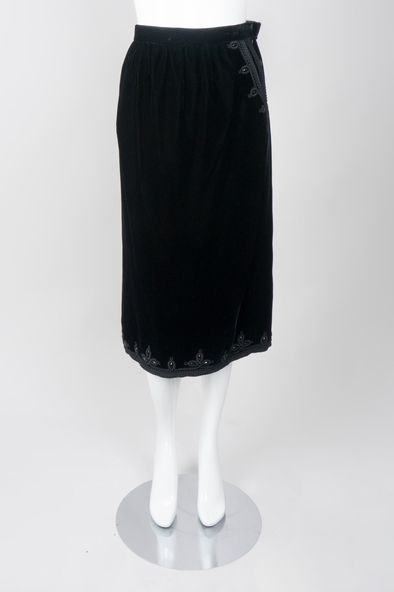 Oscar de la Renta Vintage Embellished Velvet Vest & Skirt Set