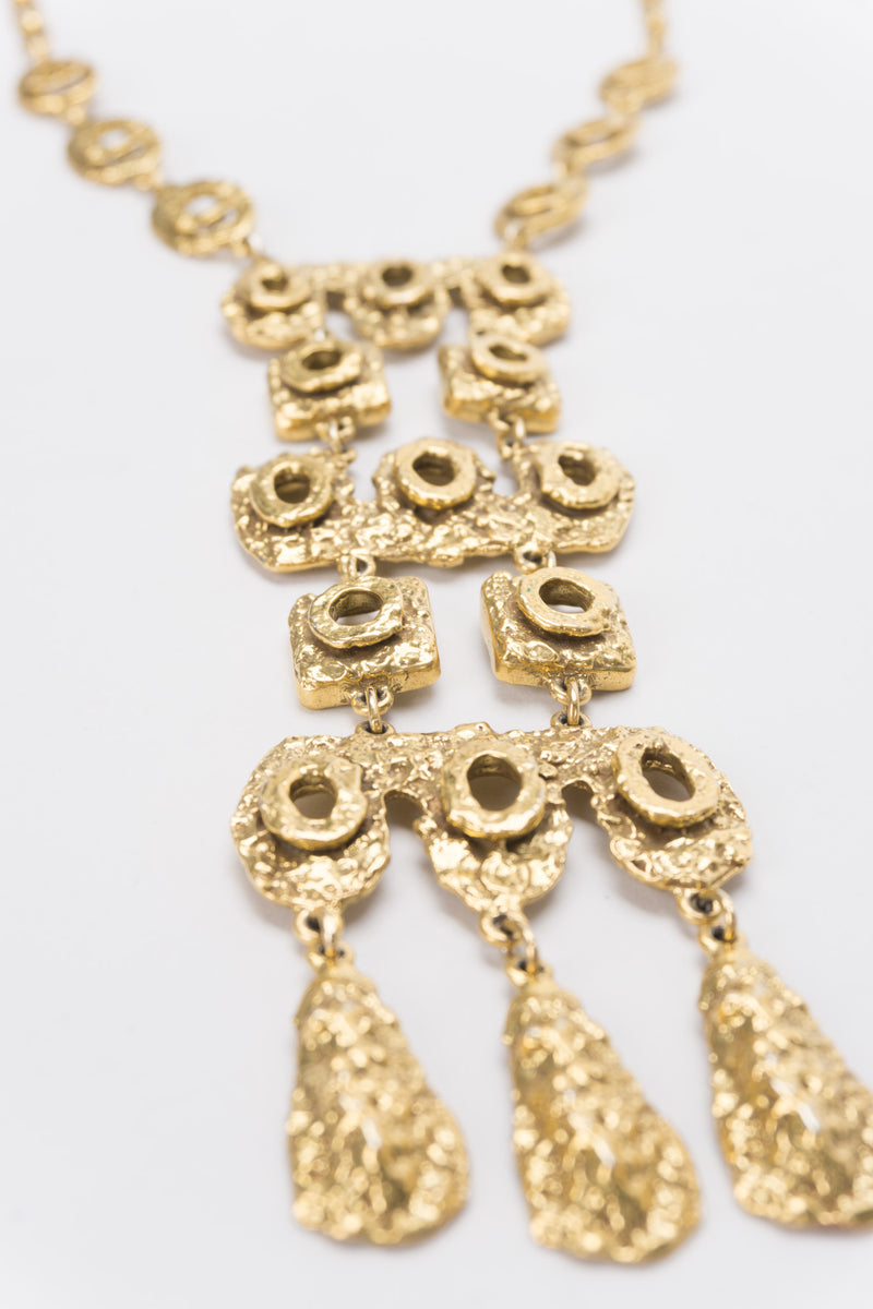 Goldette Hammered Eyelet Pendant Plate Necklace