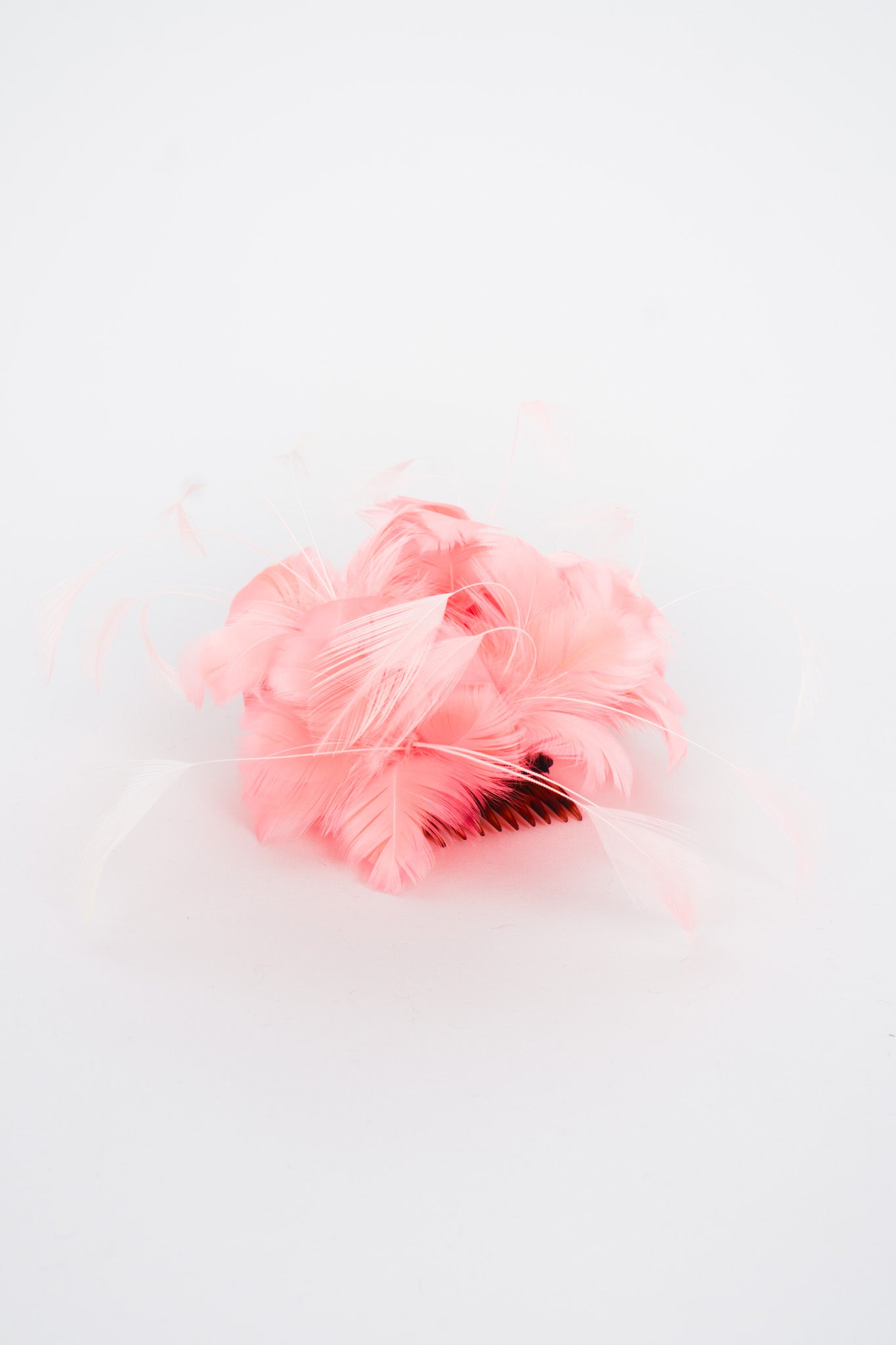 Givenchy Feather Bomb Flamingo Haircomb