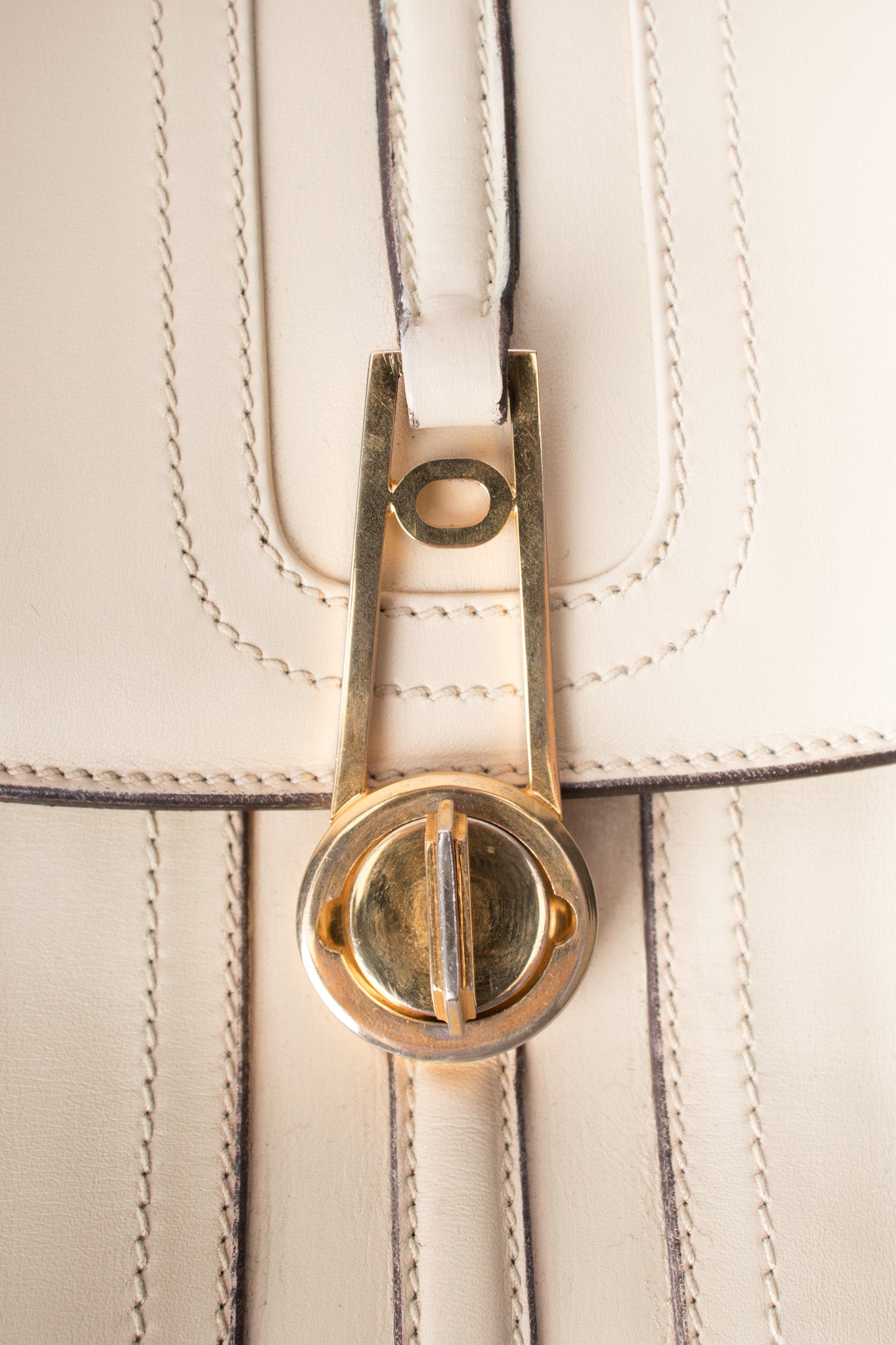 Gucci Topstitched Turnlock Bone Leather Shoulder Bag