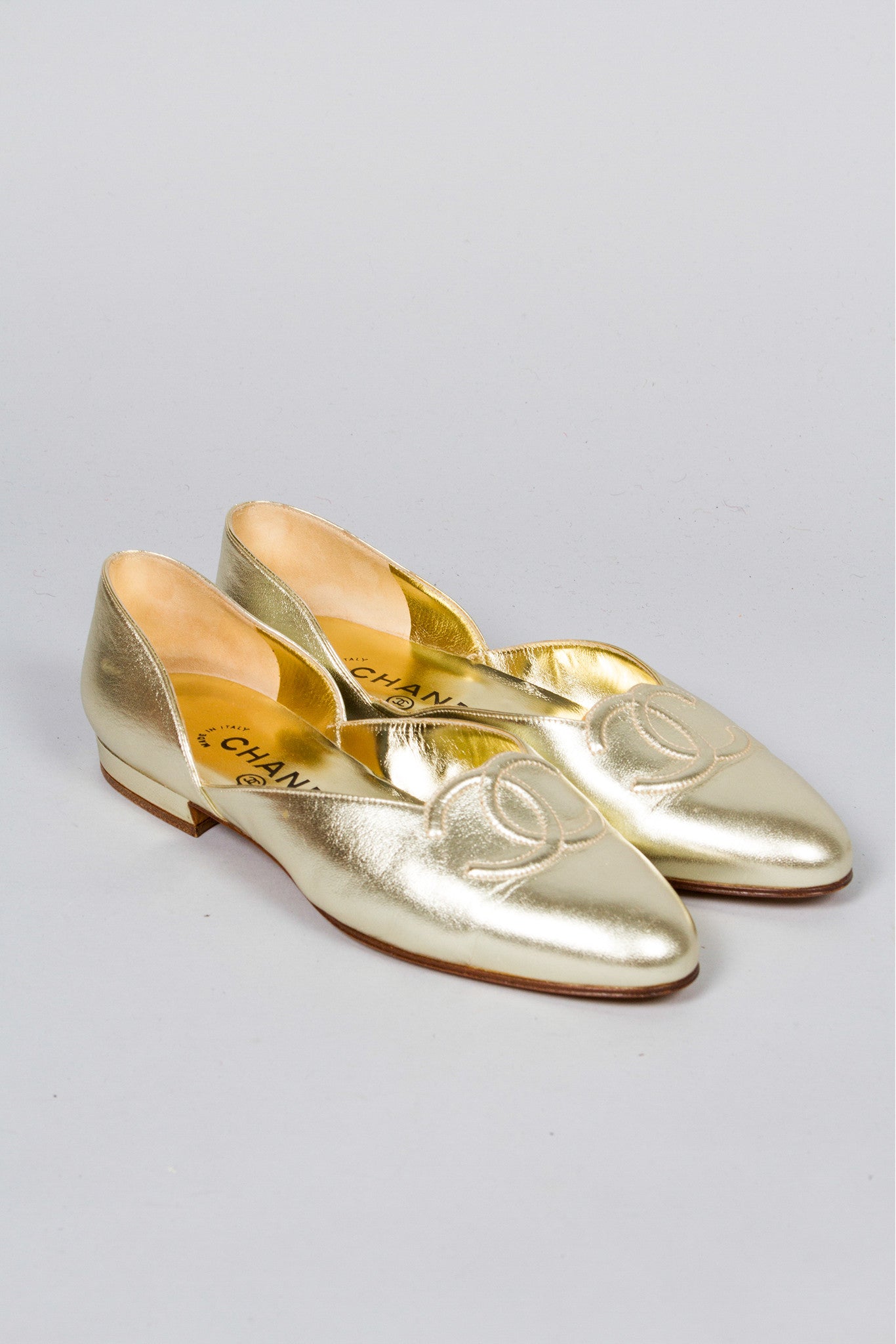 Chanel Gold Lamé Logo Flats 2