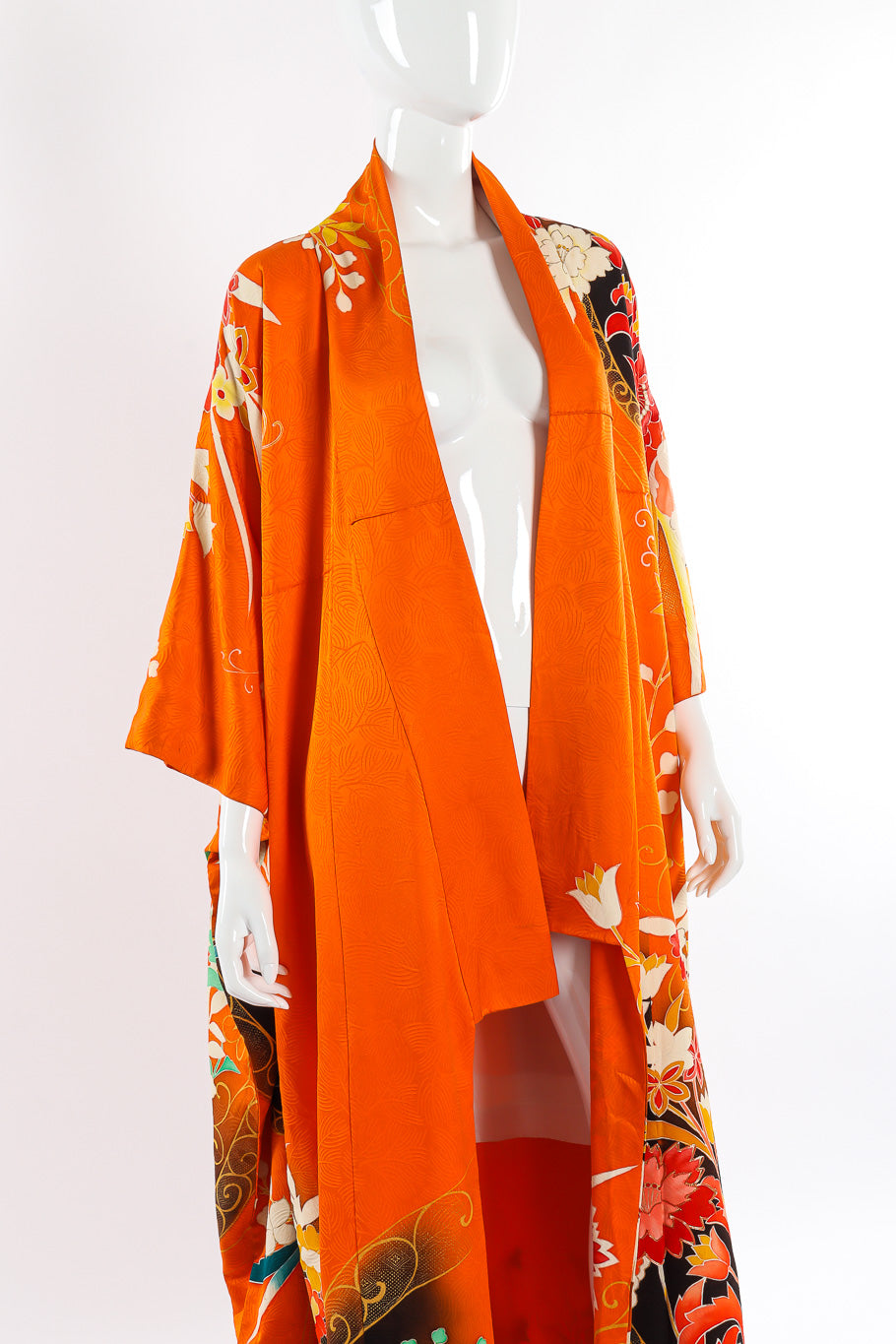 Japanese metallic floral kimono on mannequin @recessla