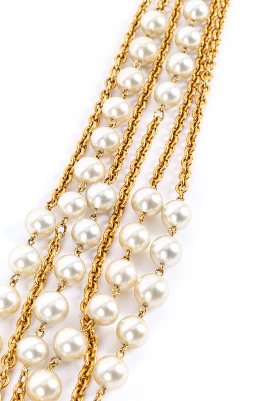 Chanel triple stand pearl necklace details @recessla