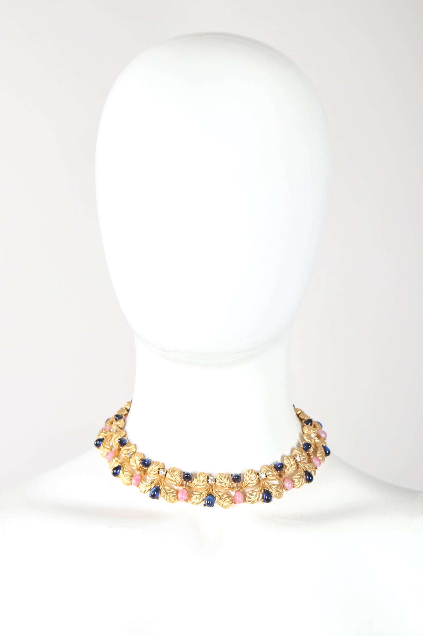 Recess Vintage Carven Gold Leaf Cabochon Collar Necklace on Mannequin Neck