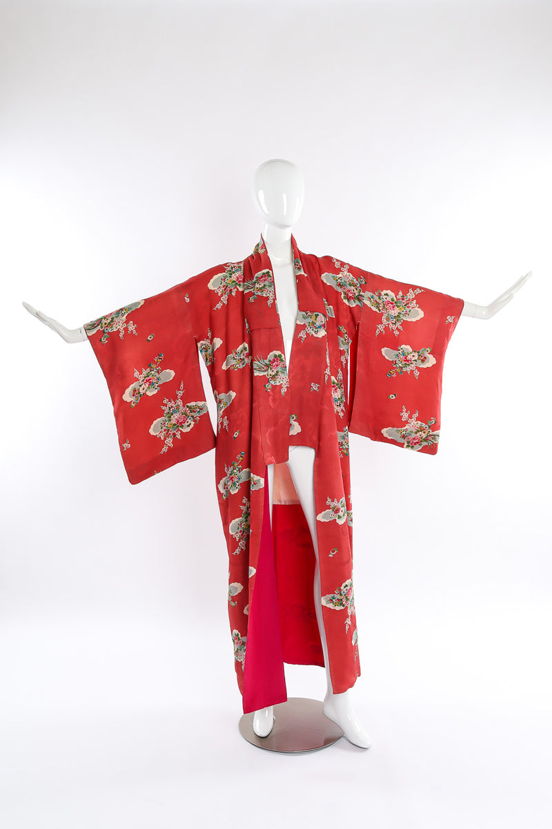 Japanese cherry blossom kimono photo on mannequin @recessla