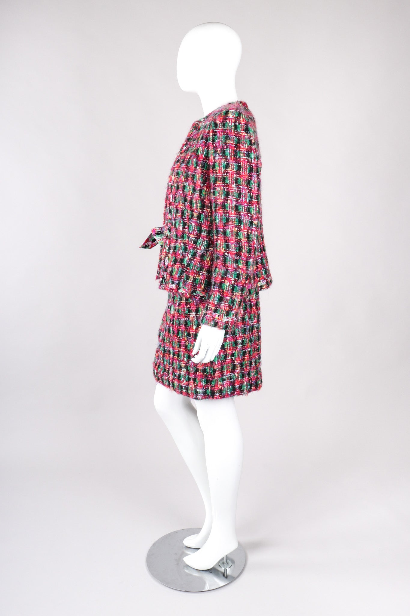 Recess Los Angeles Vintage David Hayes 5 Piece Chanel Bright Pink Tweed Jacket & Skirt Outfit Skirt Suit Set