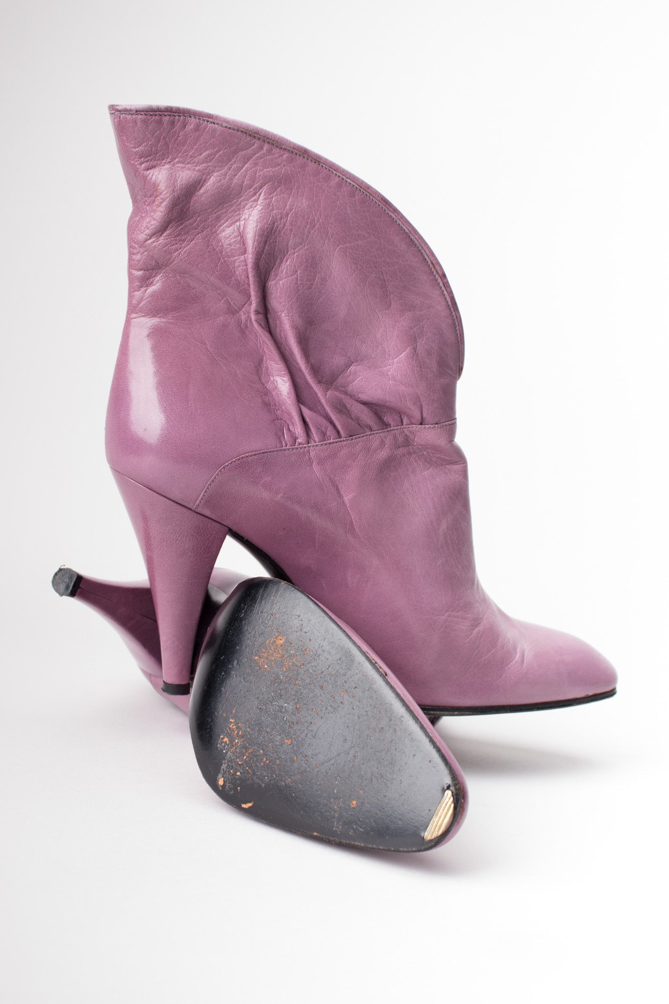 Erik's Shoes Lilac Purple Cuffed Collar Ankle Boots Booties