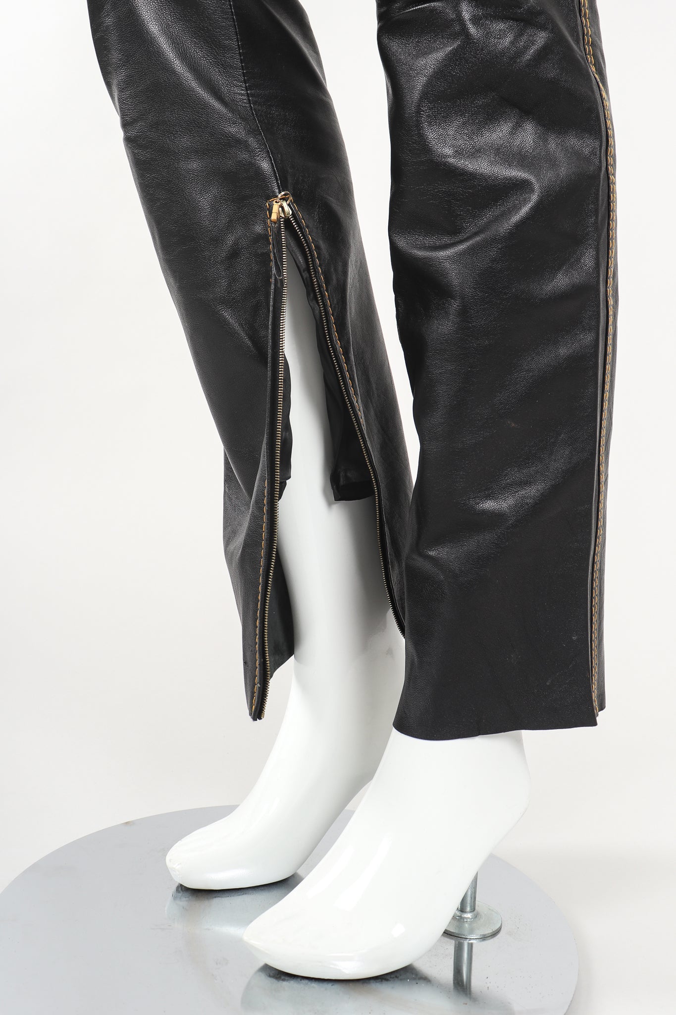 Recess Designer Consignment Vintage Gianfranco Ferre Contrast Stitch Leather Jean  Los Angeles Resale