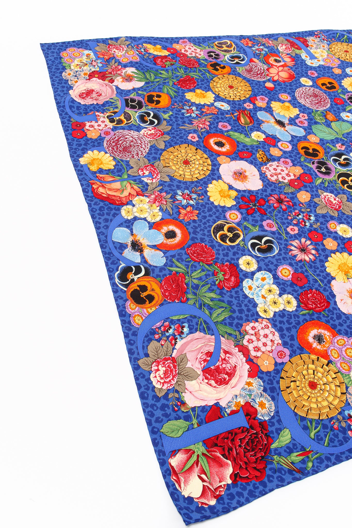 Vintage Gucci Floral Pansy Blue Leopard Scarf logo border detail at Recess Los Angeles