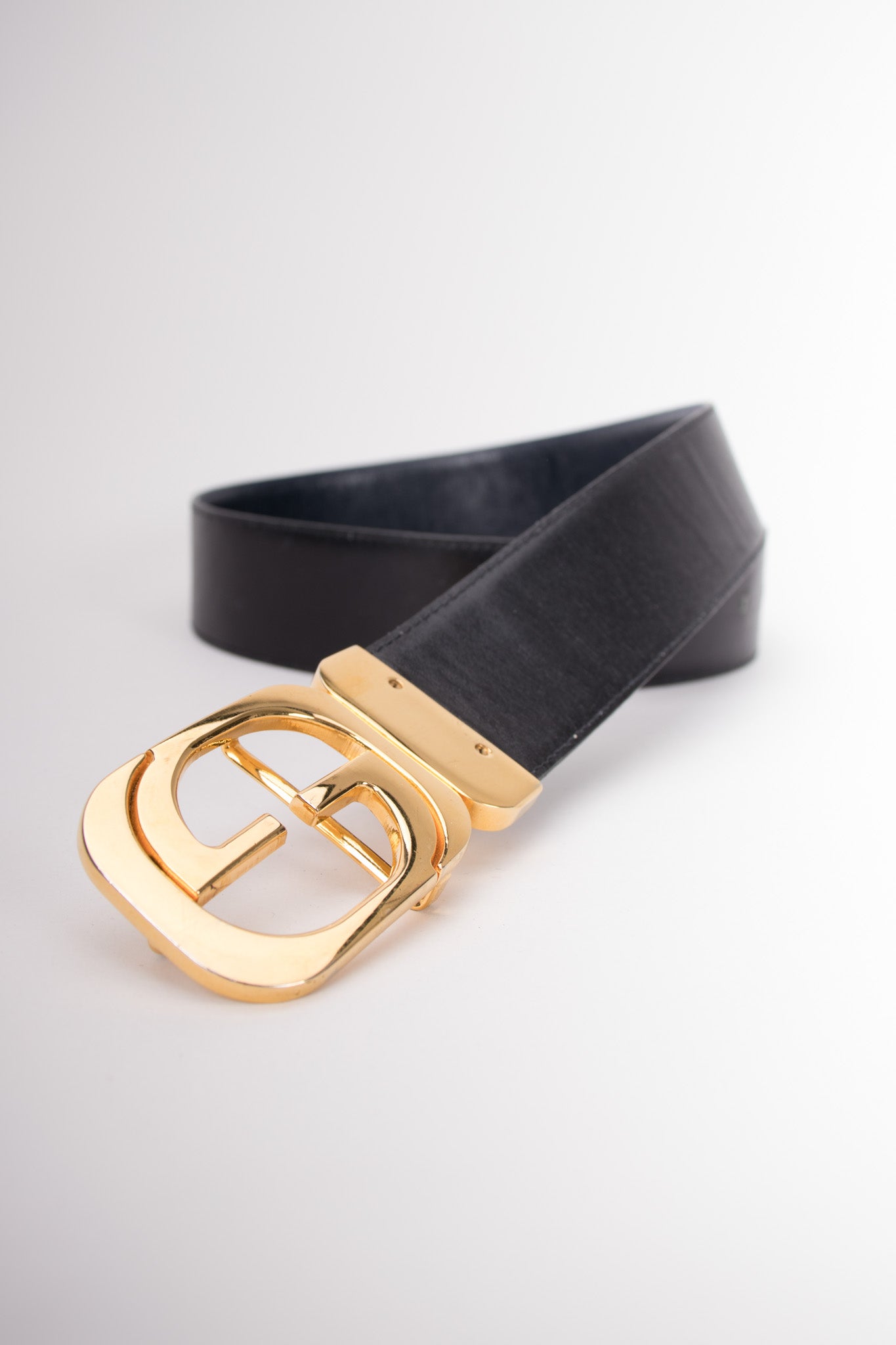 Gucci Vintage Interlocking GG Reversible Leather Belt