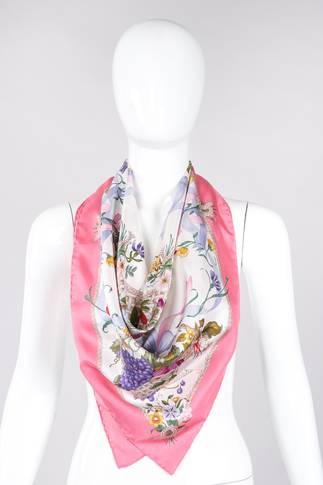 Recess Los Angeles Vintage Gucci Vittorio Accornero Floral Butterfly Scarf