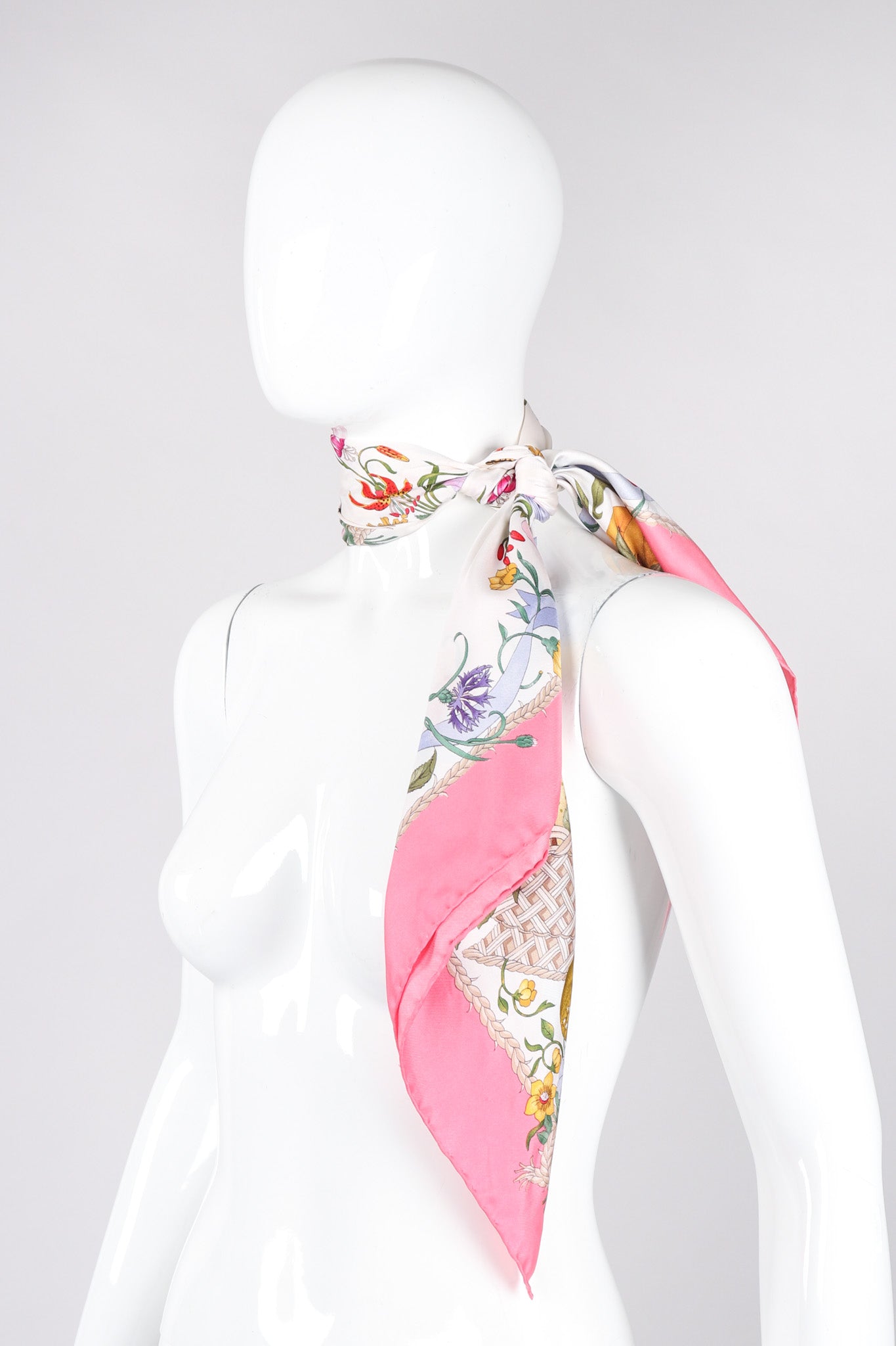 Recess Los Angeles Vintage Gucci Vittorio Accornero Floral Butterfly Scarf