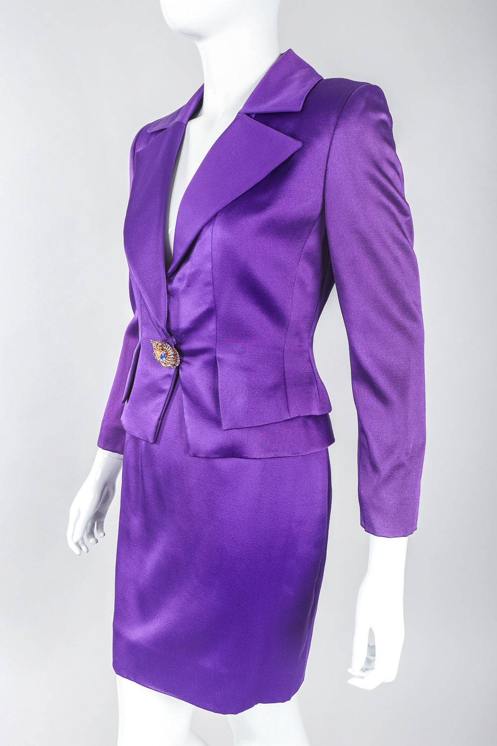 Recess Designer Consignment Vintage Genny Electric Purple Grape Satin Power Suit Jacket & Skirt Suit Los Angeles Resale