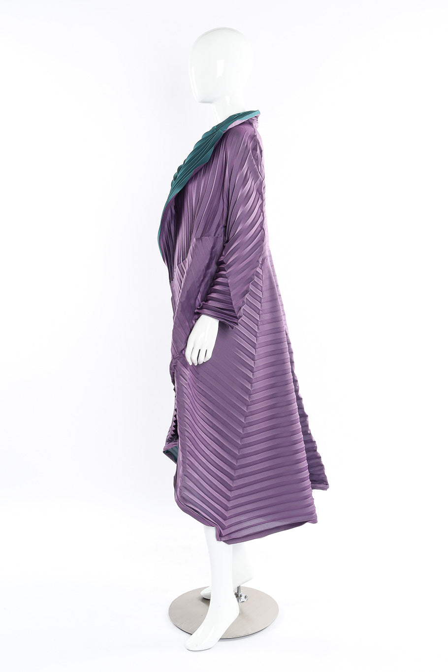 Pleated Issey Miyake Contrast Coat on Mannequin @recessla