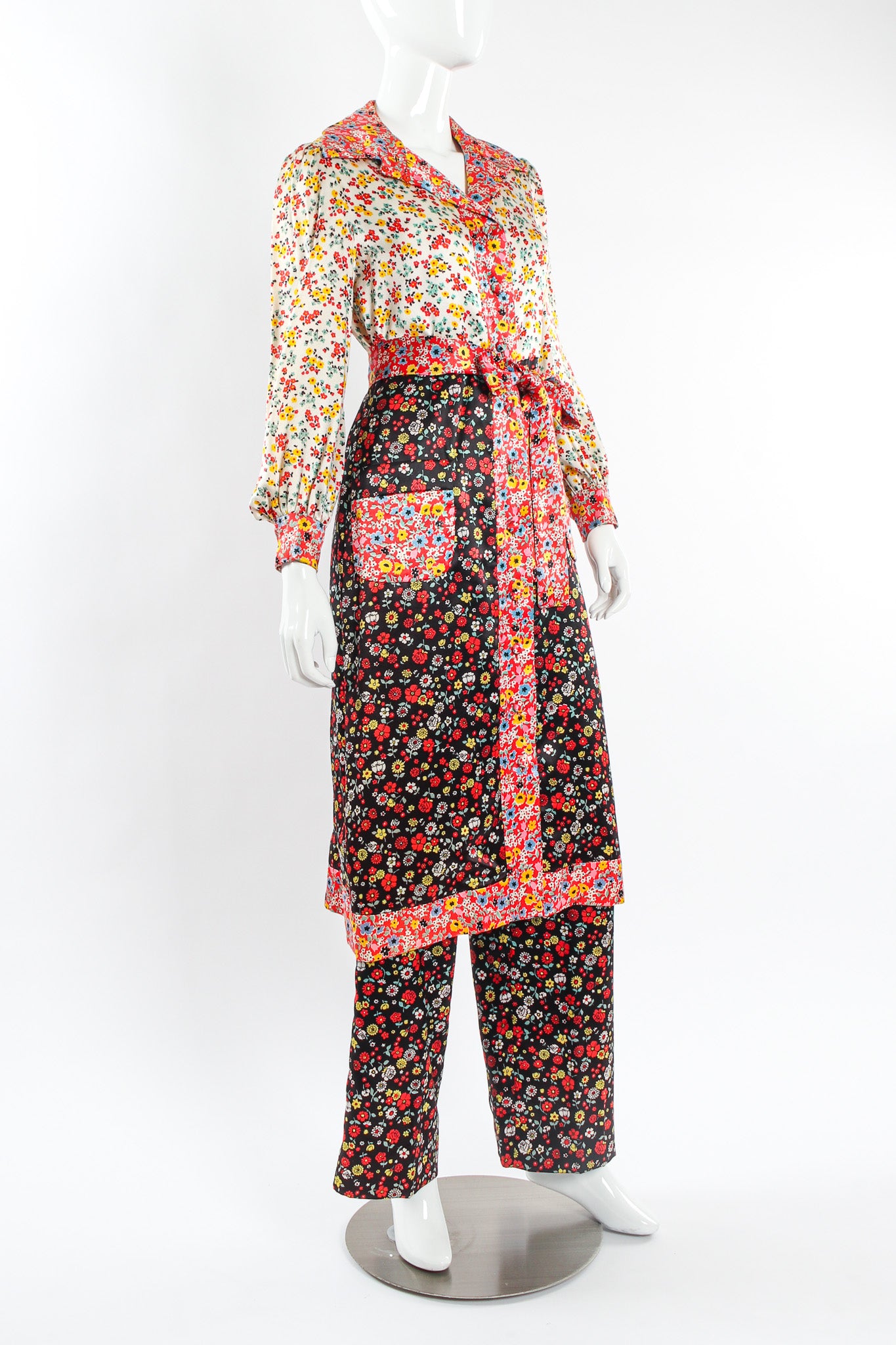 Vintage Joan Leslie by Kasper Floral Duster & Pant Set mannequin angle w/ belt @ Recess LA