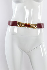 merlot slide belt by Judith Leiber on mannequin @recessla