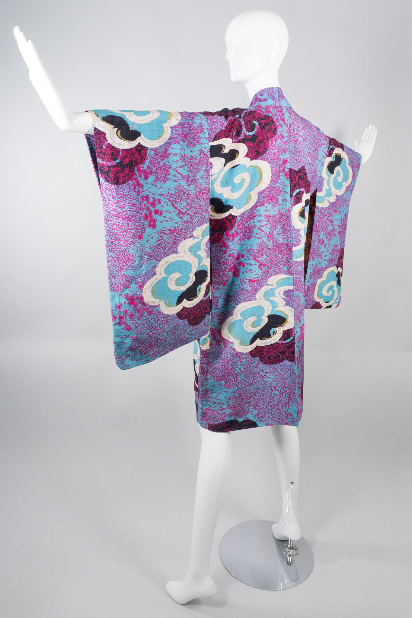 Japanese Cloud Village Vintage Kimono