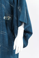 Stormy seas fan kimono mannequin sleeve close @recessla