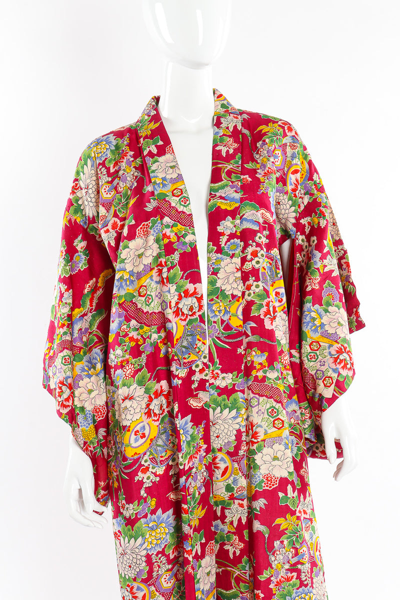 Japanese Lily Blossom Lantern kimono mannequin 3/4 arms down @recessla