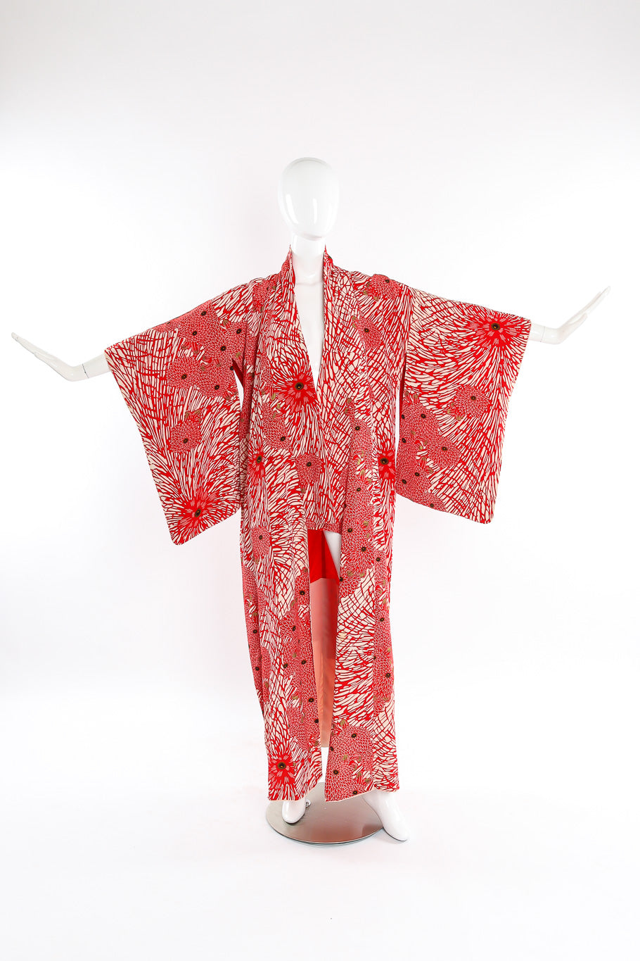 Red winter floral kimono mannequin arms up full @recessla