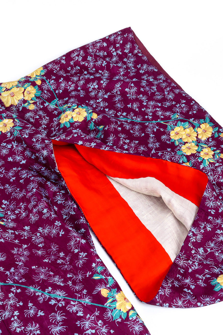 Japanese floral vine printed kimono sleeve detail @recessla