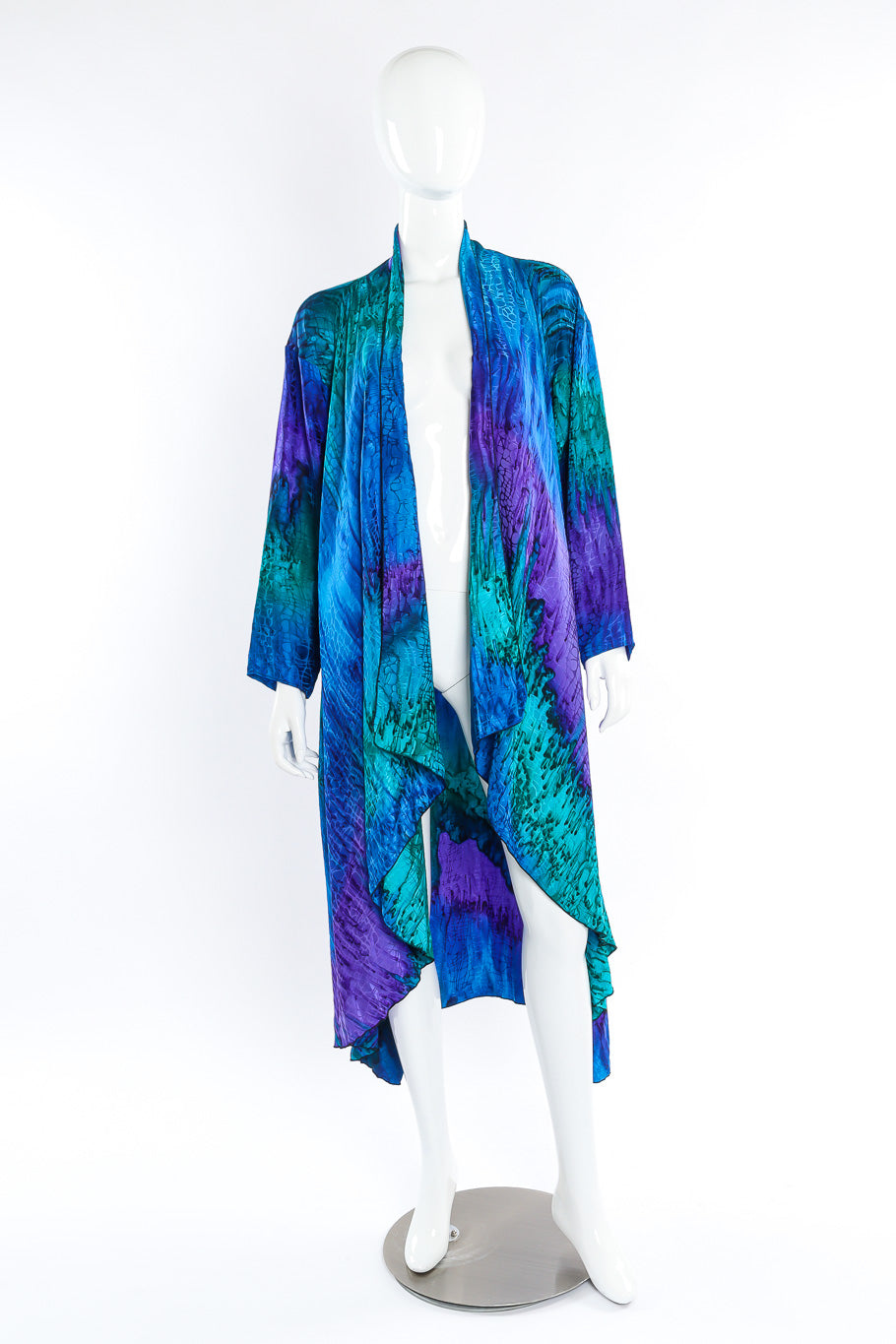 L Leanne hand painted silk kimono duster on mannequin @recessla